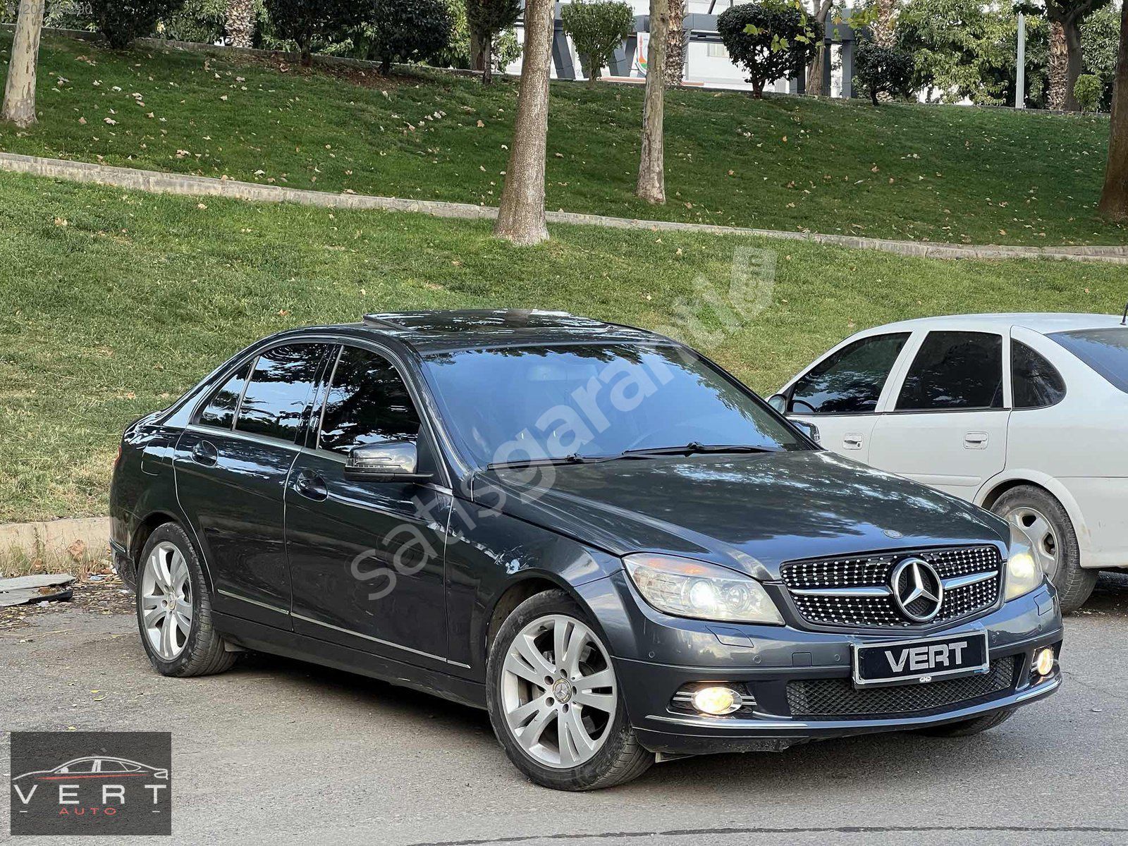 VERT AUTO 2009 MERCEDES C180/193.000 KM/SUNROOF/FULL