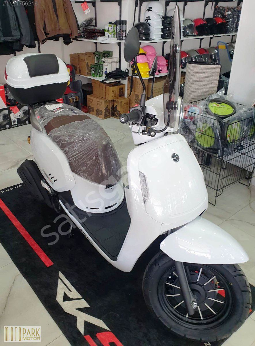 MOTOPARK MOTOR'DAN RKS VPS125 HEMEN TESLİM