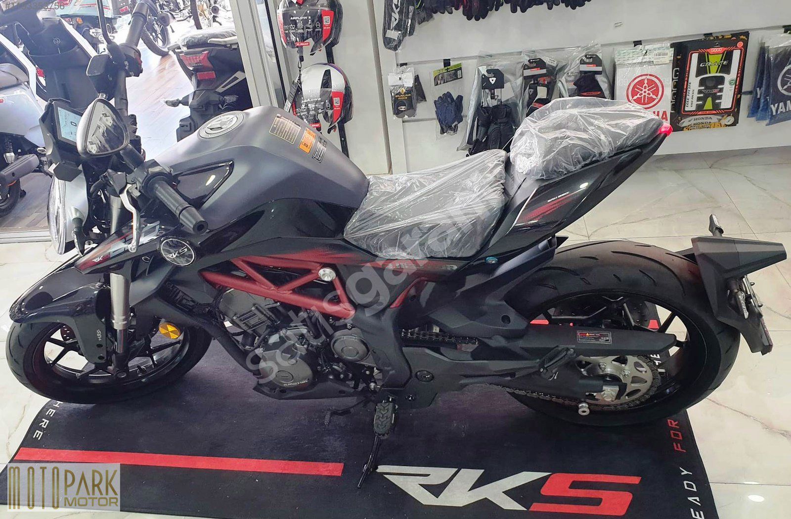 MOTOPARK MOTOR'DAN RKS SRK 250
