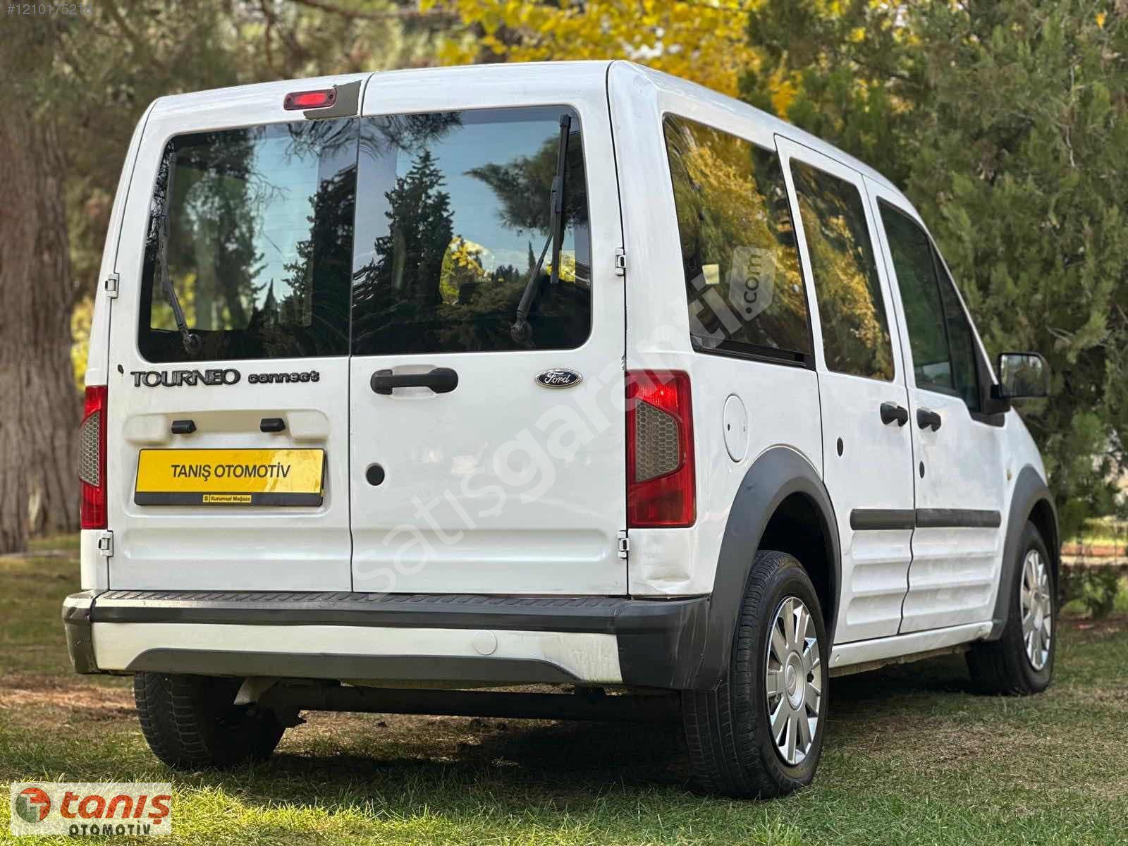 TANIŞ OTOMOTİV'DEN 2013 TORUNEO CONNECT DELUXE ÇİFT SÜRGÜ 90 HP