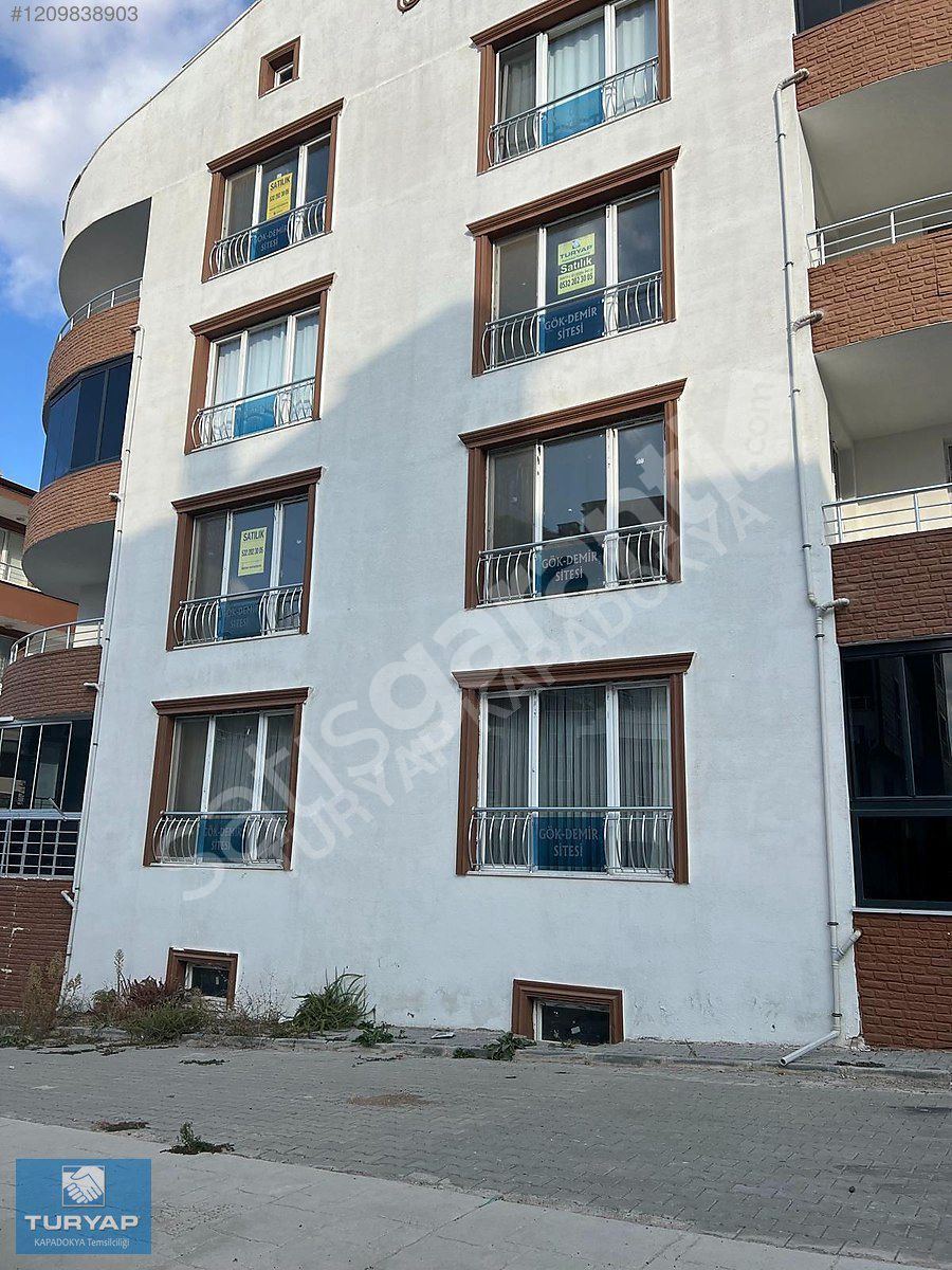 Güzelyurt Mah. 4+1 sıfır Daire 3 Cepheli