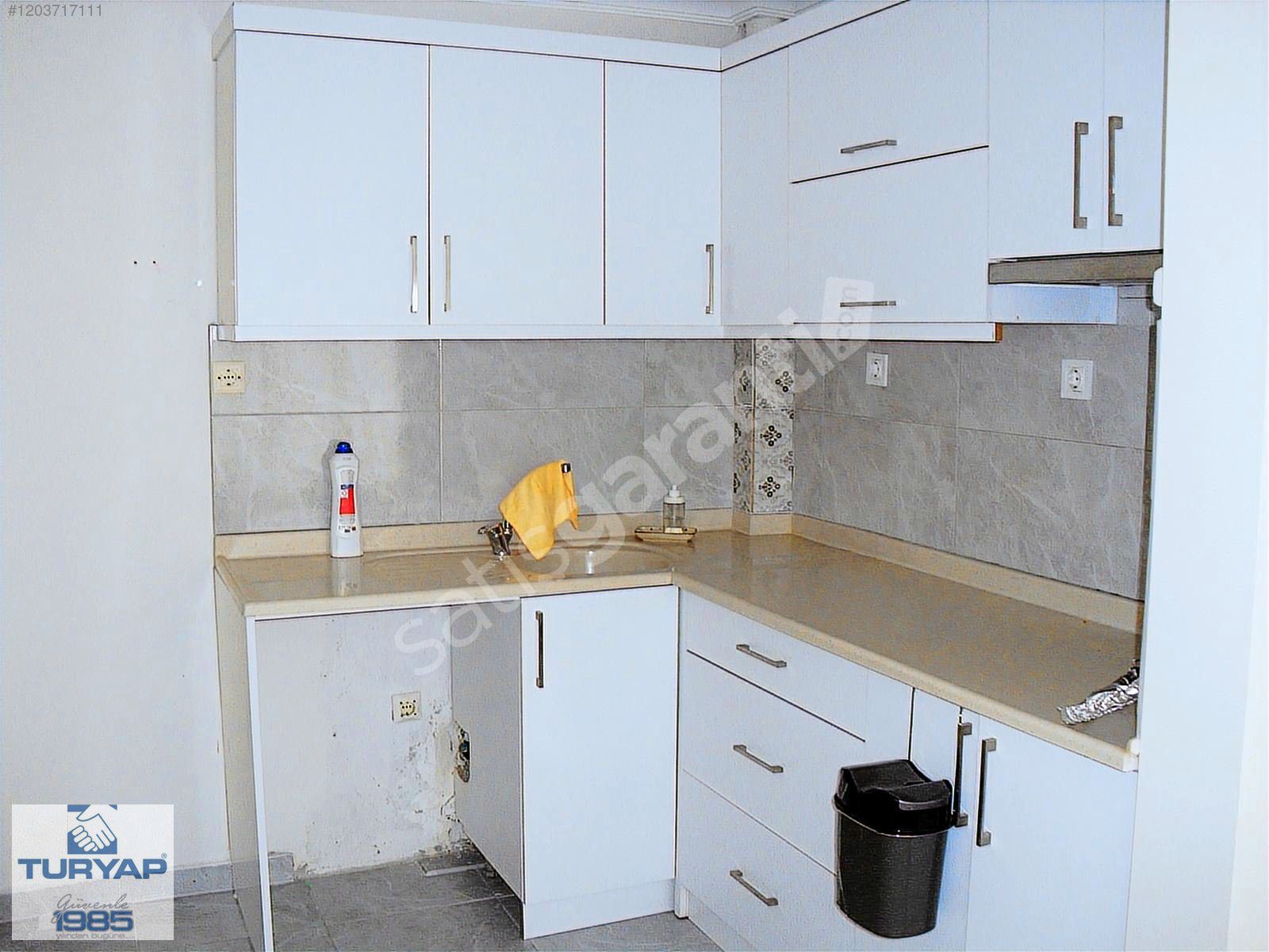 BEYLİKDÜZÜ BÜYÜKŞEHİR`DE 2+1 BAKIMLI KİRALIK DAİRE