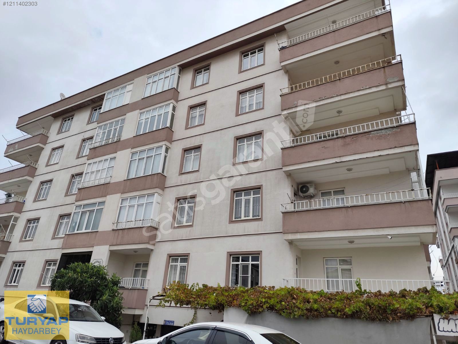 HAYDARBEY TURYAPTA AHMET YESEVİ LİS. YAKINI ÖNÜ AÇIK GENİŞ 3+1