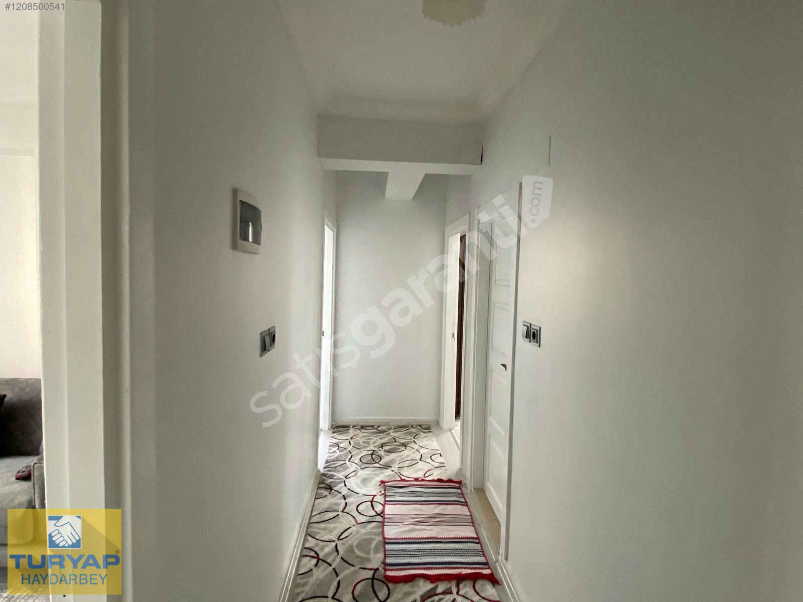 3+1RAVZA CAMİ YAKINI HAYDARBEY TURYAP TAN SATILIK DAİRE