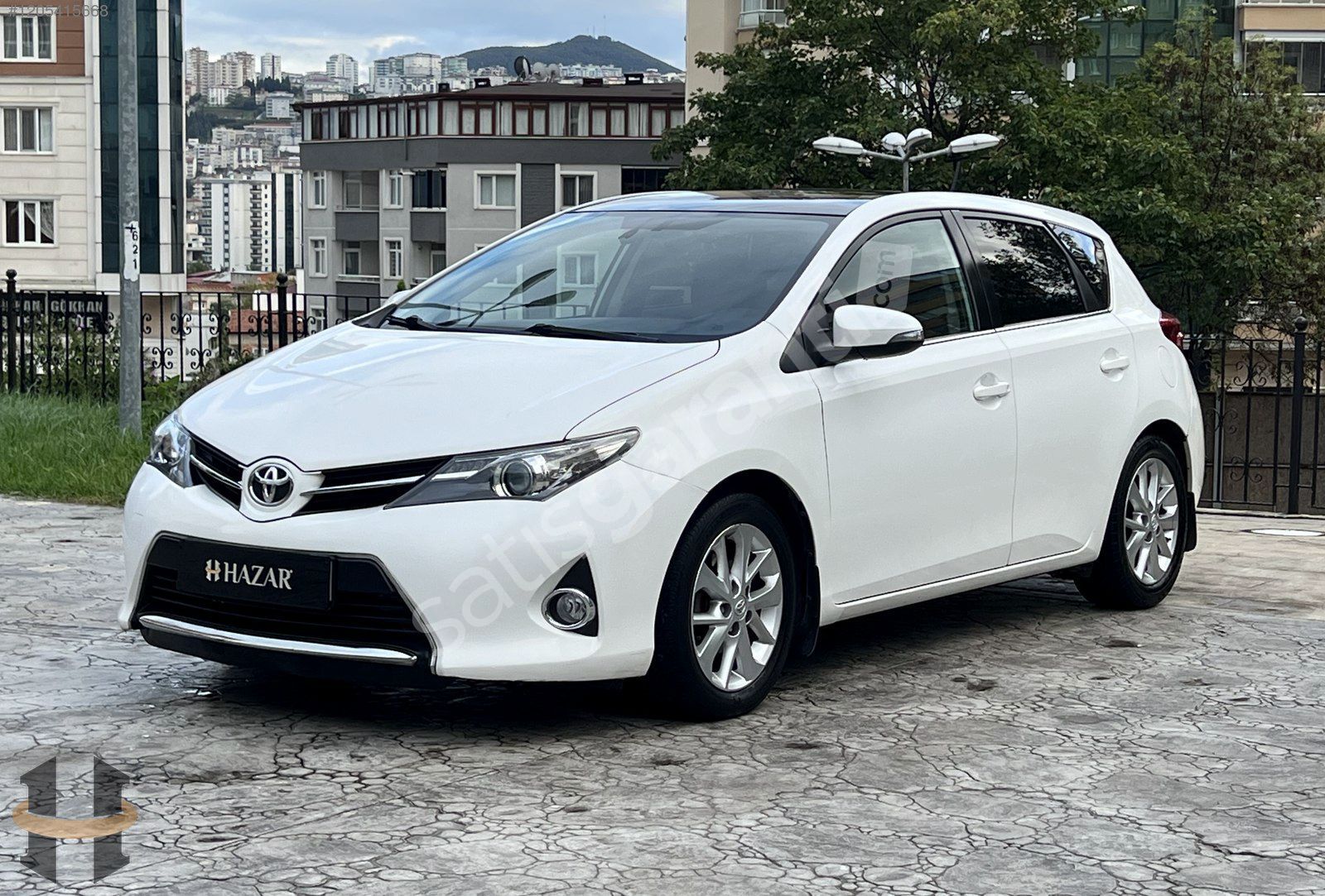 2013 - TOYOTA AURIS - ADVANCE SKYPACK - CAM TAVAN - GERİ GÖRÜŞ