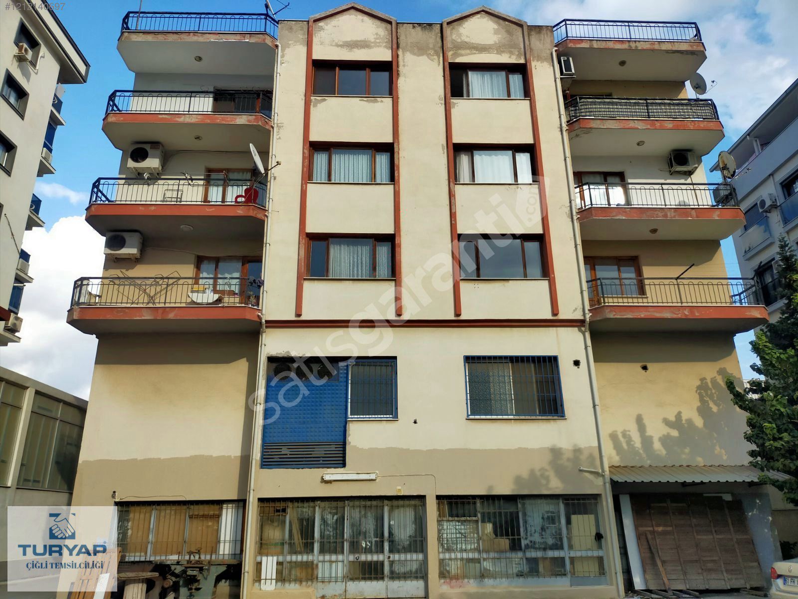 Çiğli Küçük Çiğli Mahallesi'nde 3+1 Kiralık Daire