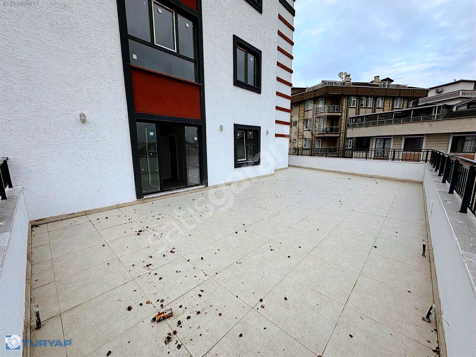 Yıldıztabya Mah'de Site içerisinde 2+1 1.Kat Teraslı Daire
