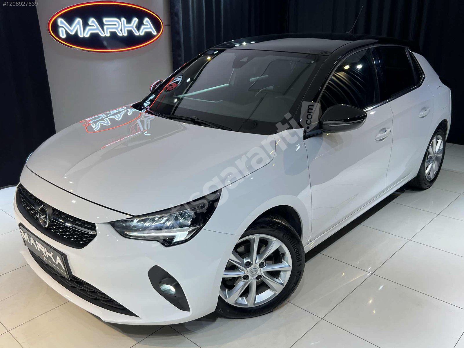 MARKA'DAN 2022 CORSA 1.2T BOYASZ CAM TAVANLI ÇİFT RENK 14.500 KM
