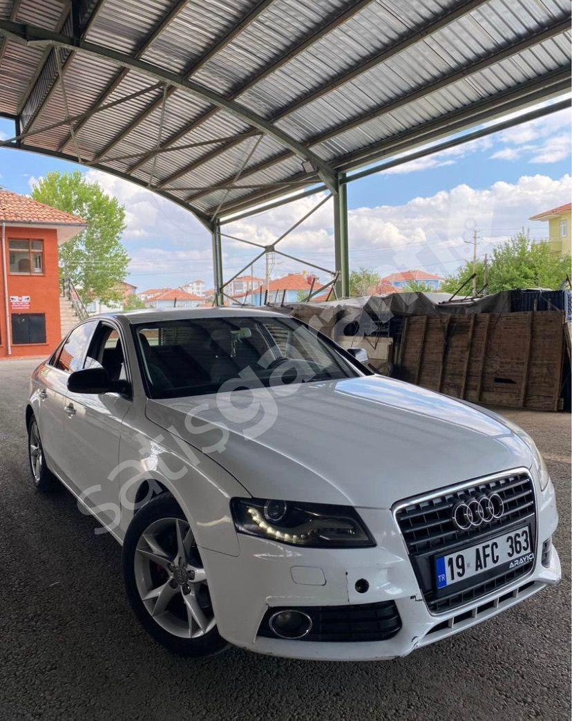 Audi a4 değişensiz acil satılık 