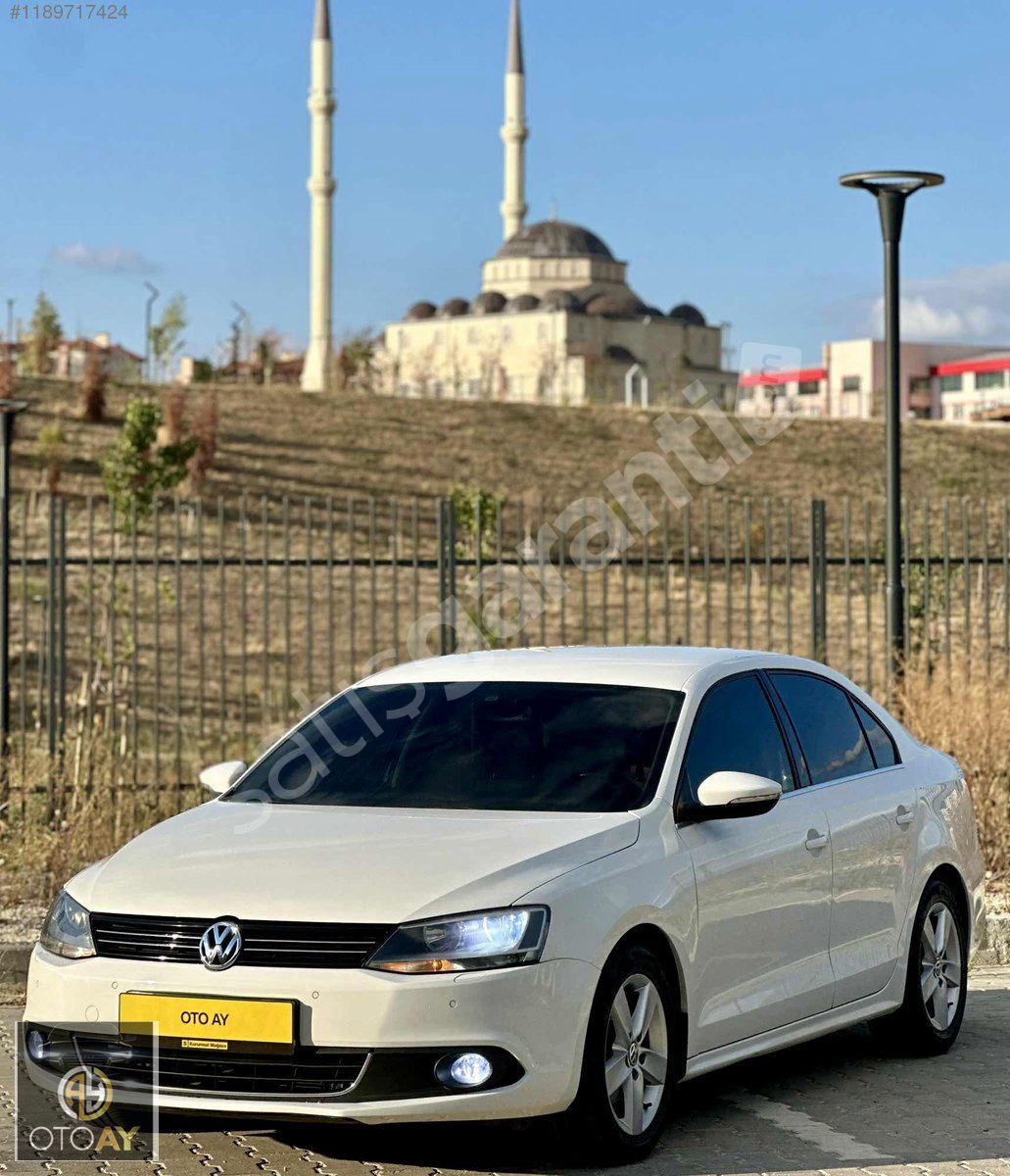 -OTO AY-DEĞİŞENSİZ_1.6_DİZEL_OTOMATİK_145.000km_SERVİS_BAKIMLI