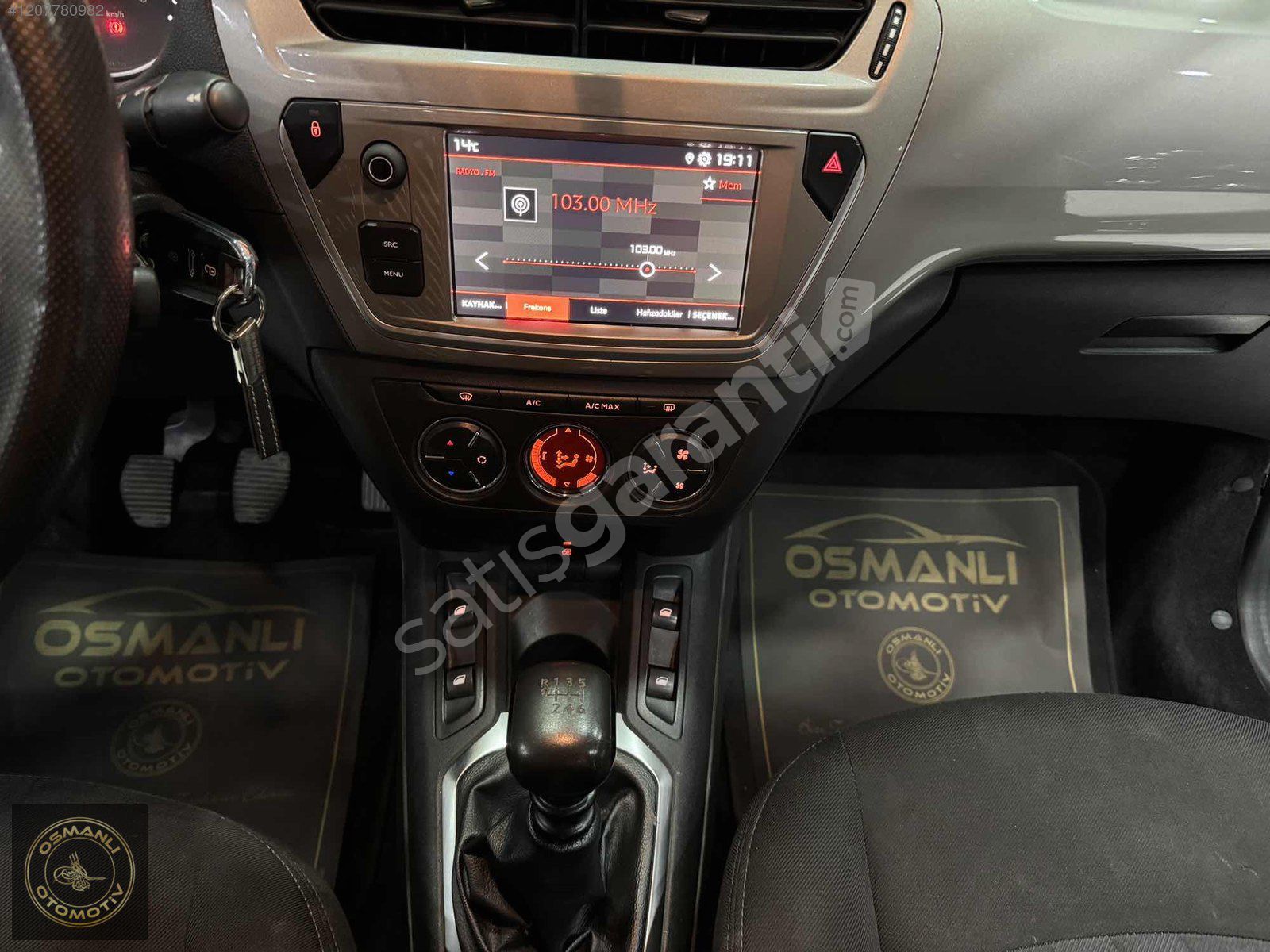 -OSMANLI-HATASIZ SHİNE 110.000 KM DUABLE EKRAN DİJİTAL KLİMA