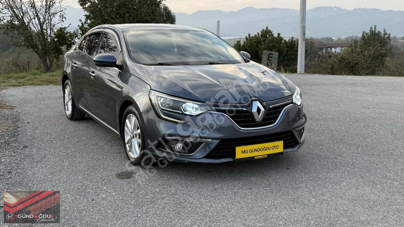 GÜNDOĞDU'DAN 2018 RENAULT MEGANE 1.5DCI TOUCH EDC SERVİS BAKIMLI
