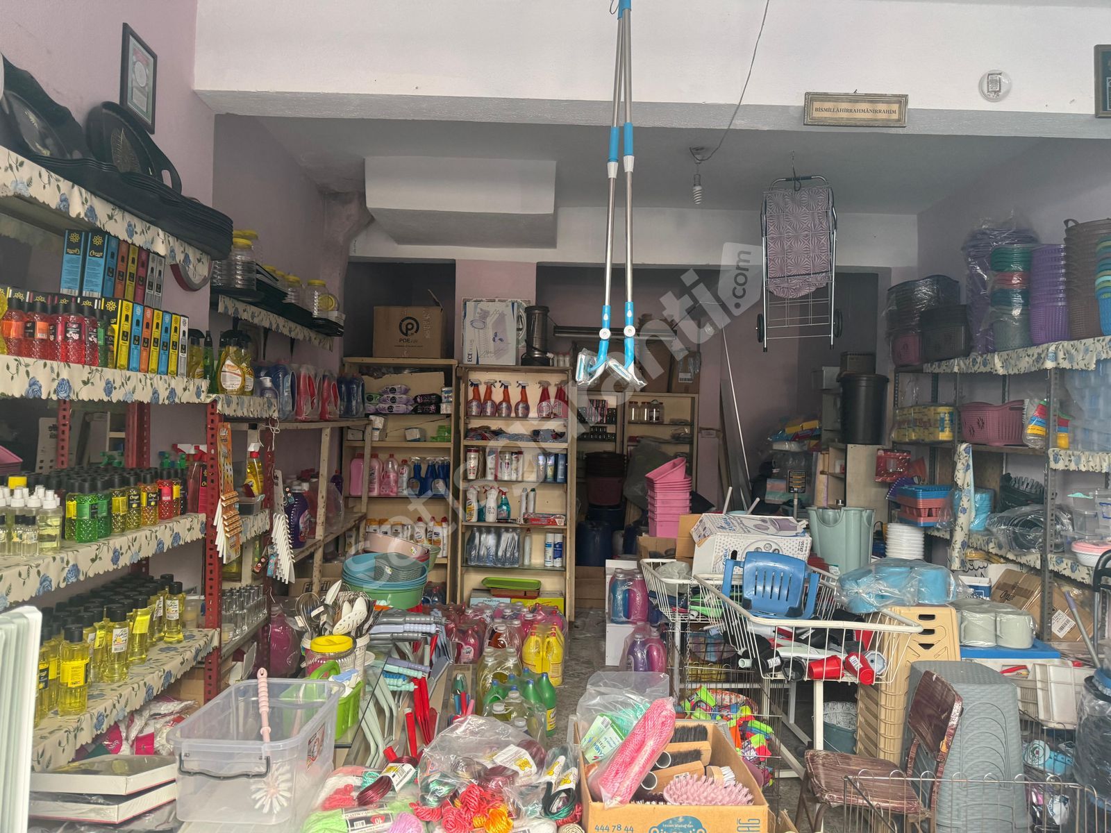 Turyap Kemalpaşa'dan Soğukpınar'da Komple Satılık Bina