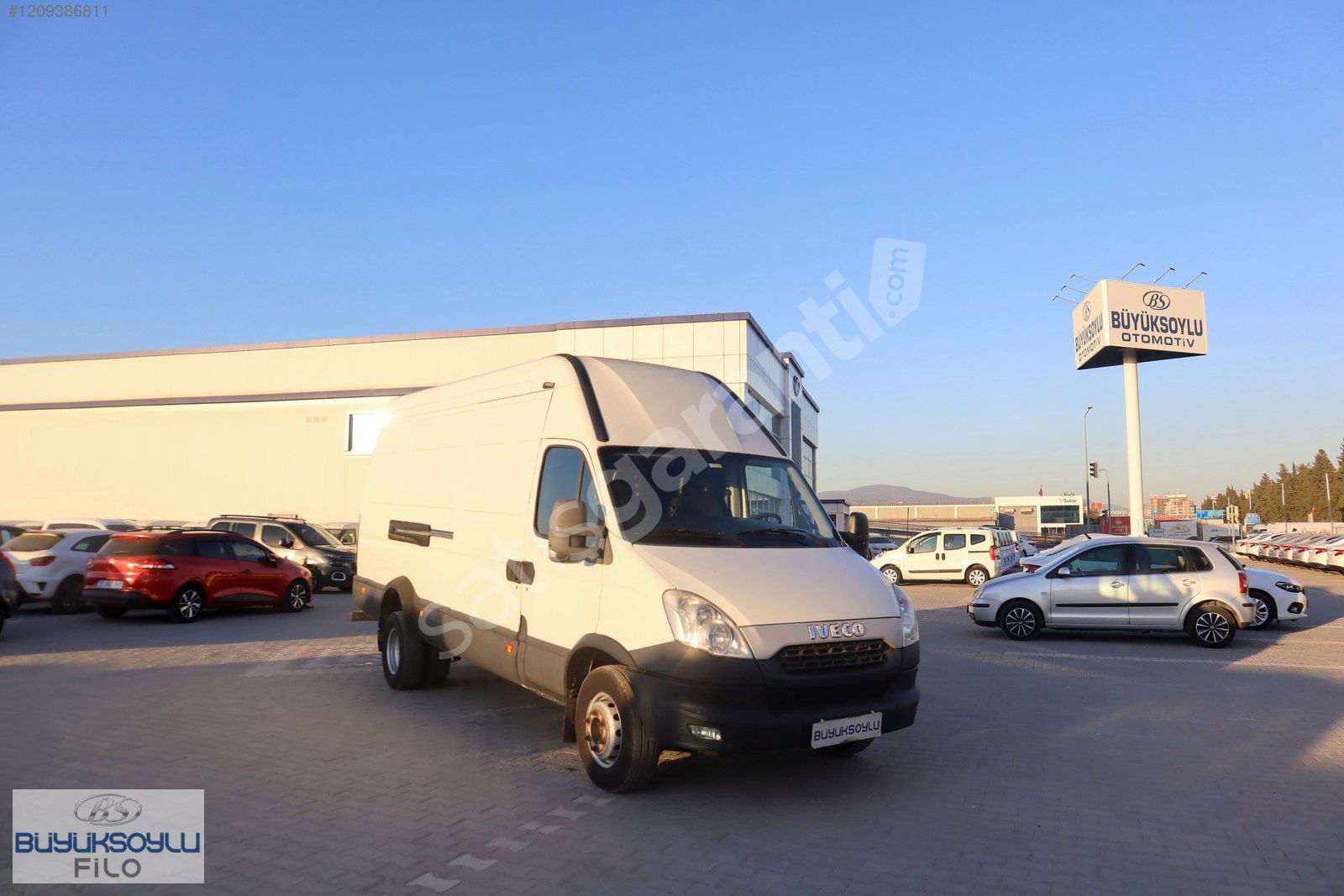 BÜYÜKSOYLU FİLO/2014 MODEL İVECO DAİLY 70 C 17 17M³ PANELVAN A/C