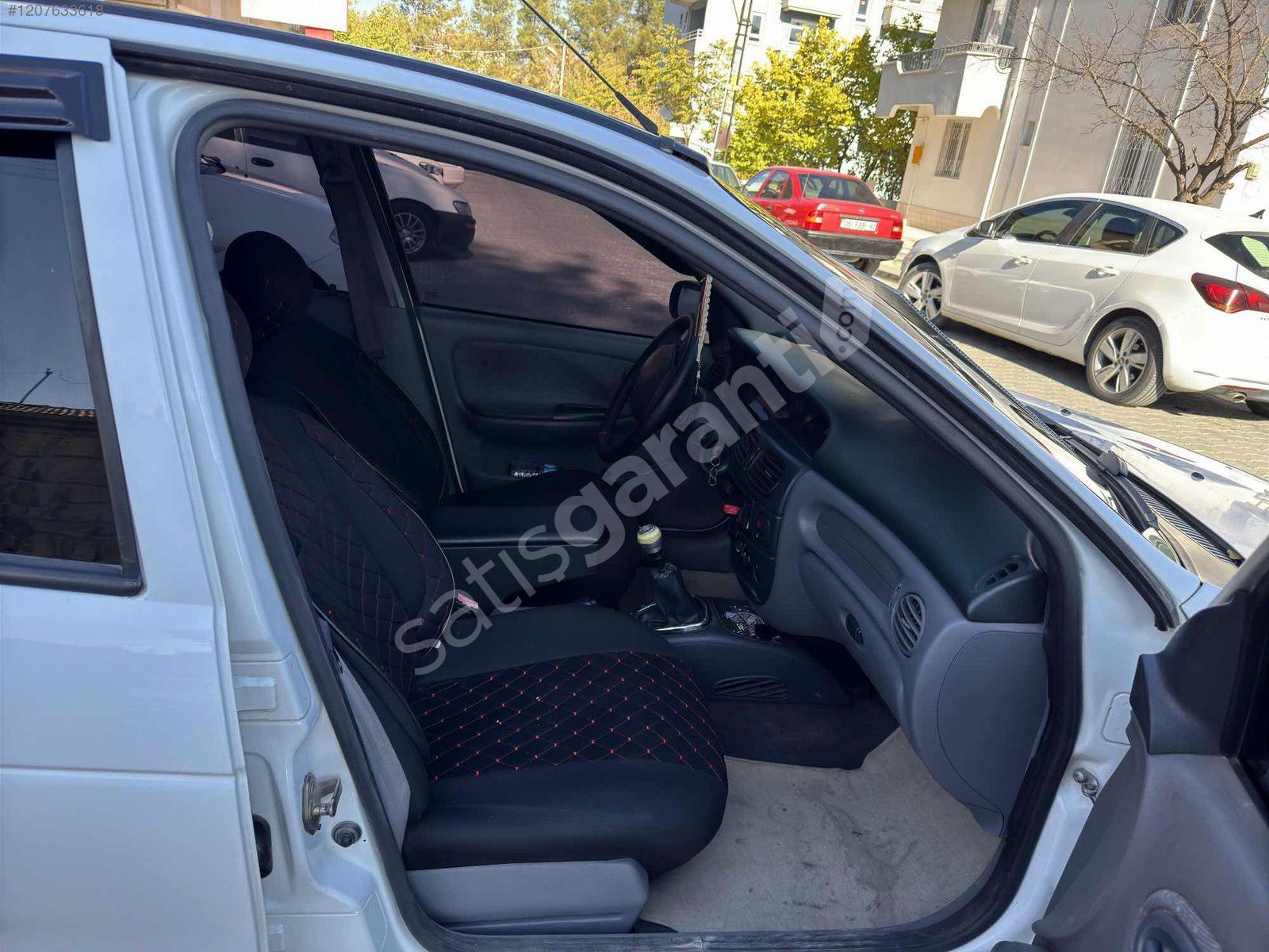 TRAMERSİZ KAZASIZ HASTASINA TERZEMİZ MEGANE 1.6 16 VALF