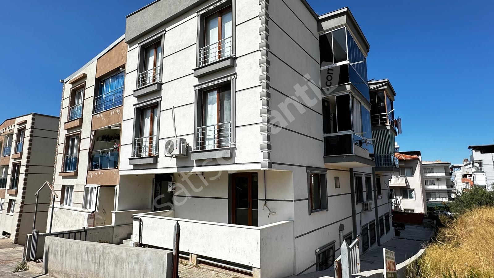Kemalpaşa Armutlu Kiralık 1+1 Yeni Daire