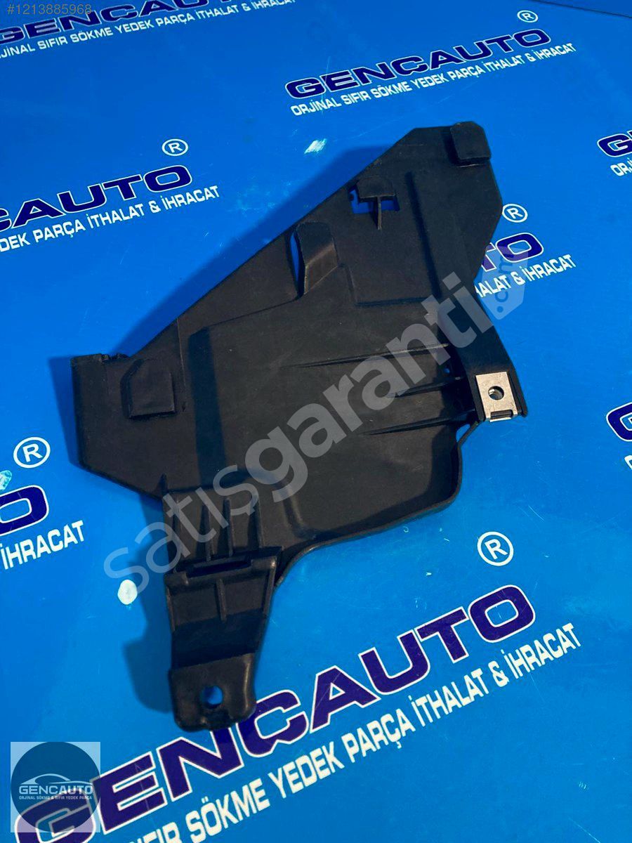 AUDİ Q5 FAR ALT TABLASI SIFIR İTHAL 8R0941453A SOL
