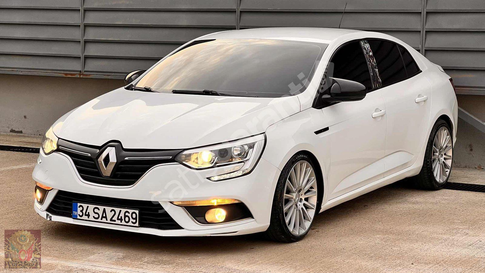 FIRSAT 2016 OTOMATİK MEGANE ÇOK ACİL BU FİYATA GELEN ALIR
