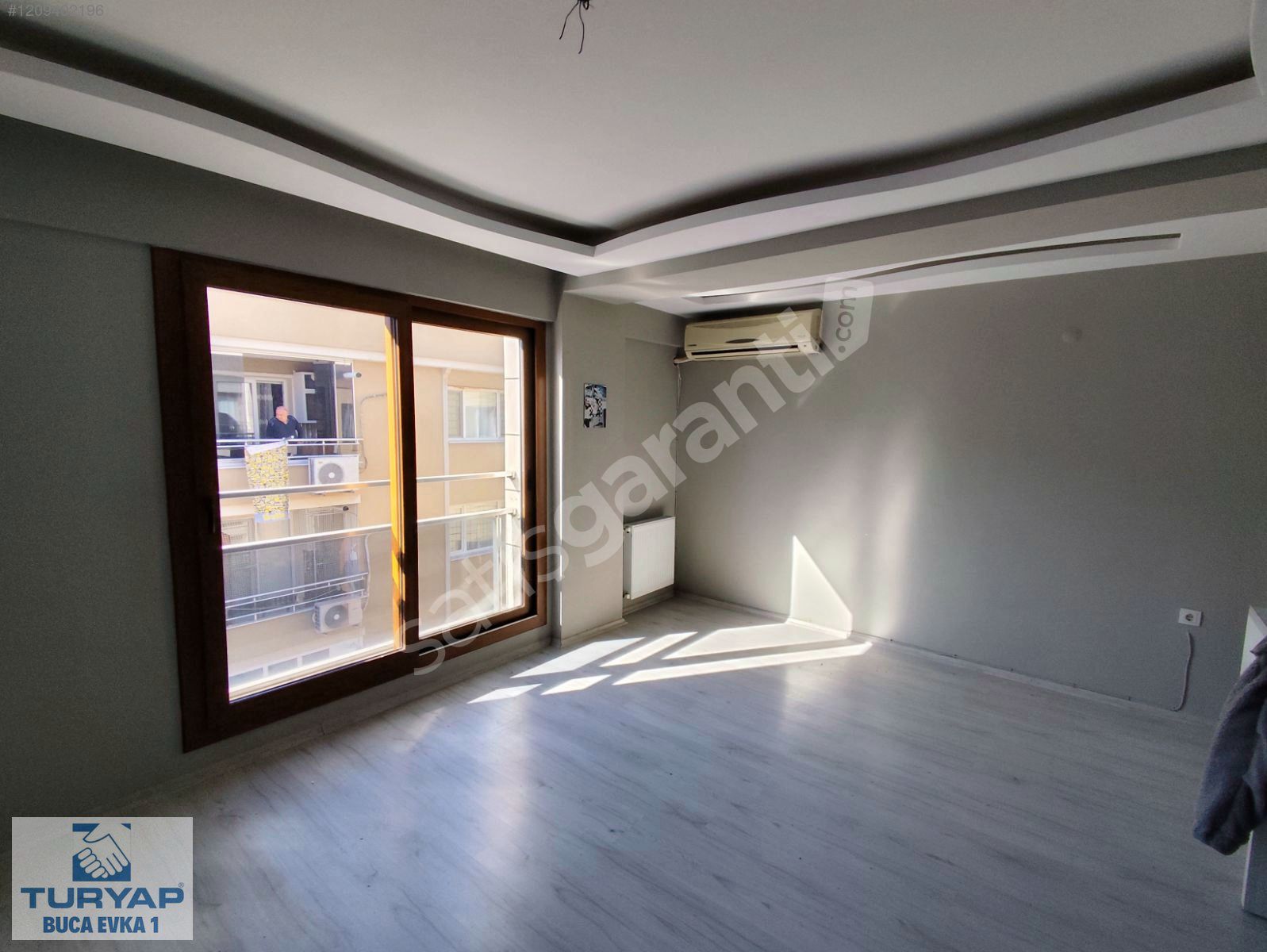Buca Şirinyer İzban Yakını 2+1 Asansörlü Satılık Daire