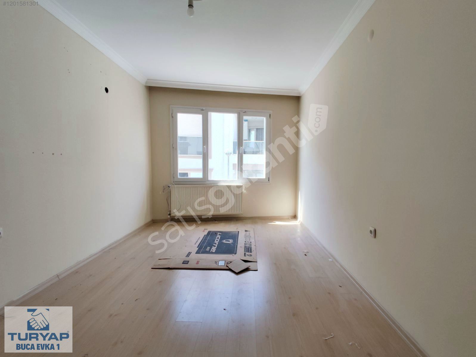 Gaziemir Meydan Yakını 2+1 Arakat Çift Cephe Satılık Daire