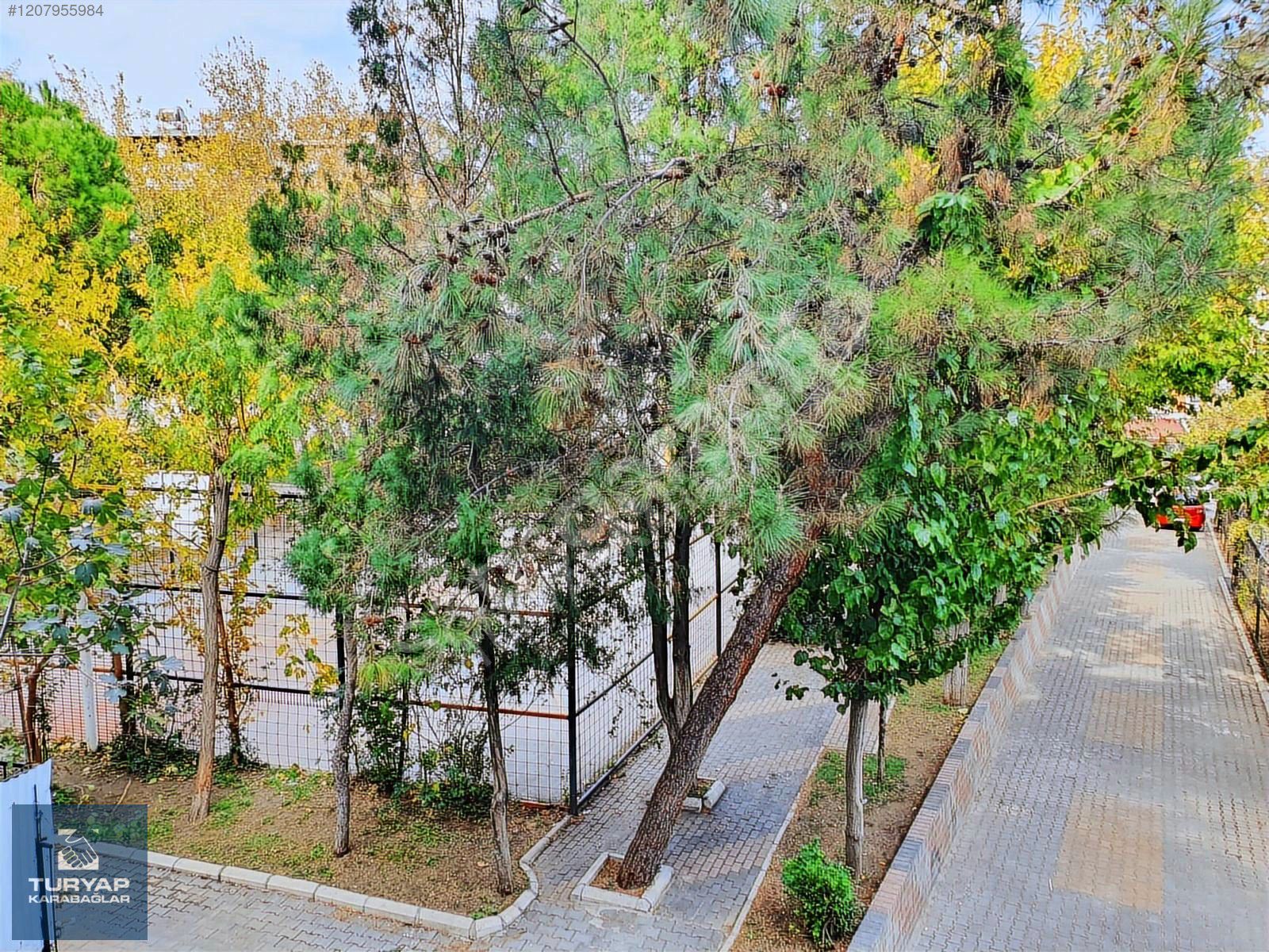 Ali Fuat Cebesoy Mahallesi'nde Park Manzaralı Sıfır 2+1 Daire