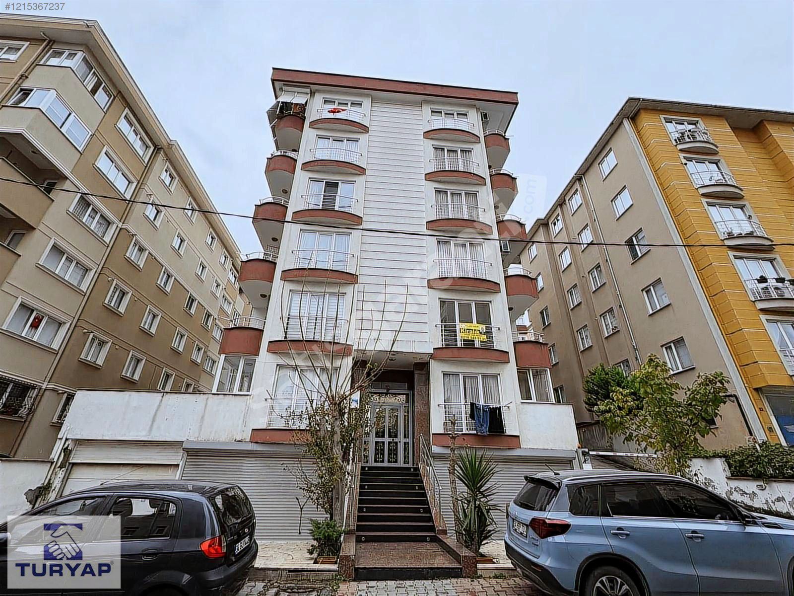 ŞERİFALİ'de ASANSÖRLÜ, KOMBİLİ 150m2 3+1 ARA KAT