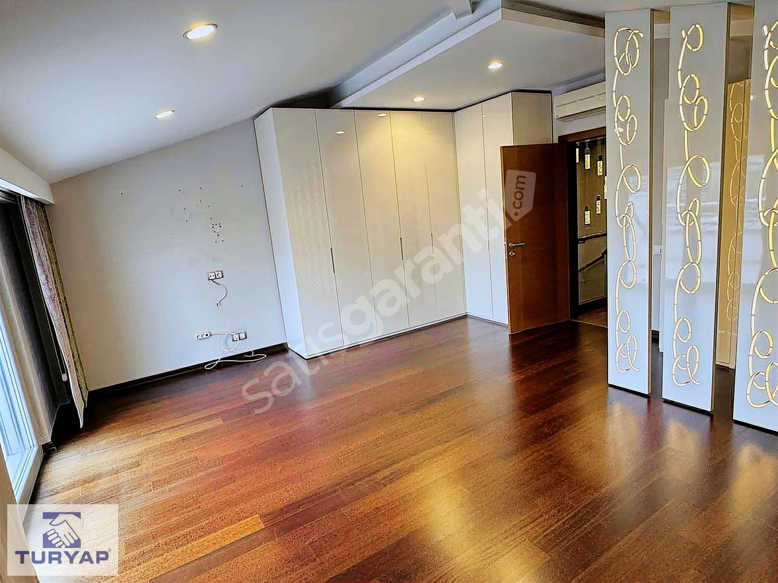 ACIBADEM ARTEVERDE SİTESİNDE; ÇOK FERAH,SÜPER LÜKS,4+1,DUBLEKS