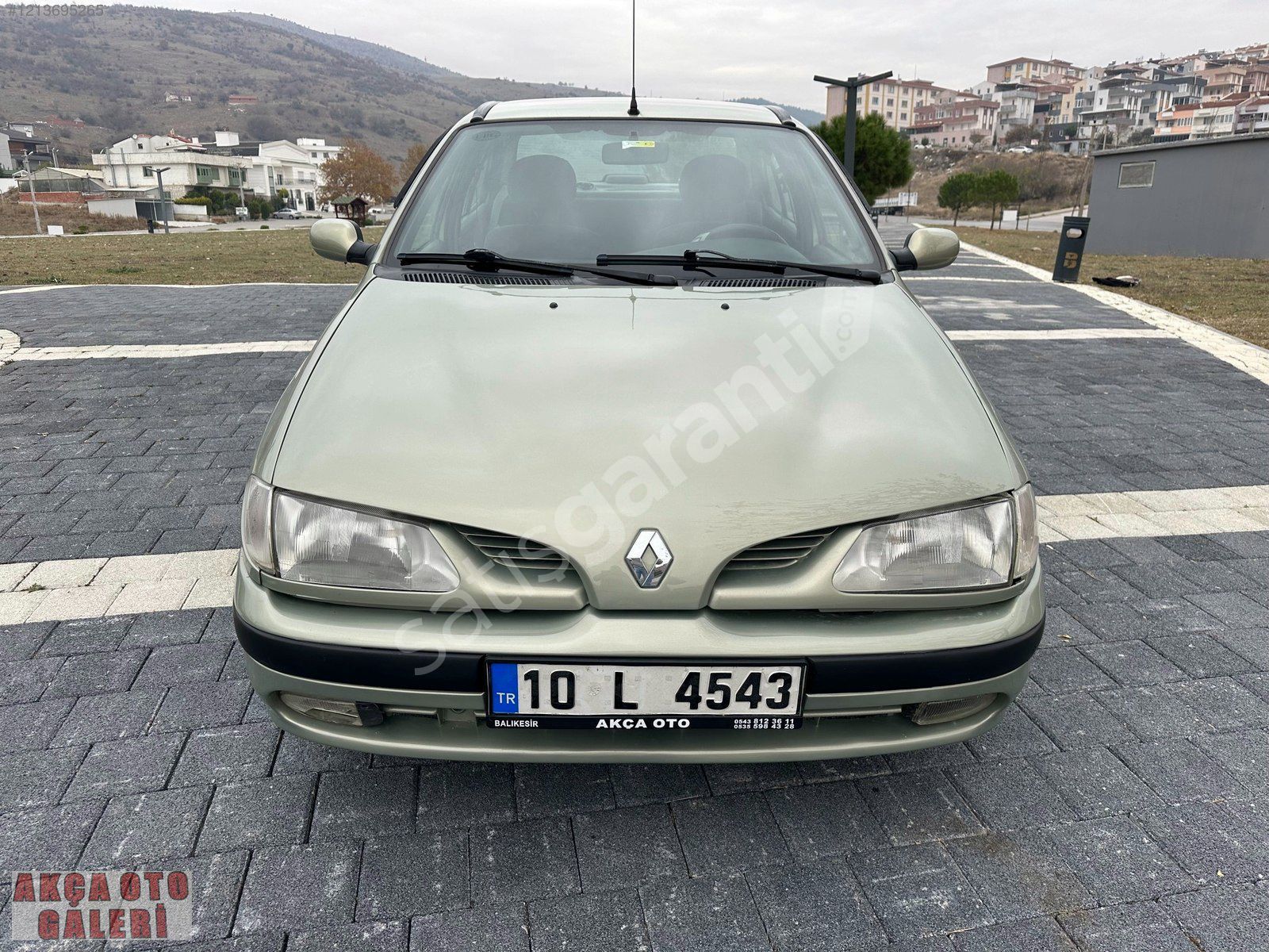 AKÇADAN 1999 MODEL 1.6 8VALF ORJİNAL KLİMALI LPGLİ MEGAN I