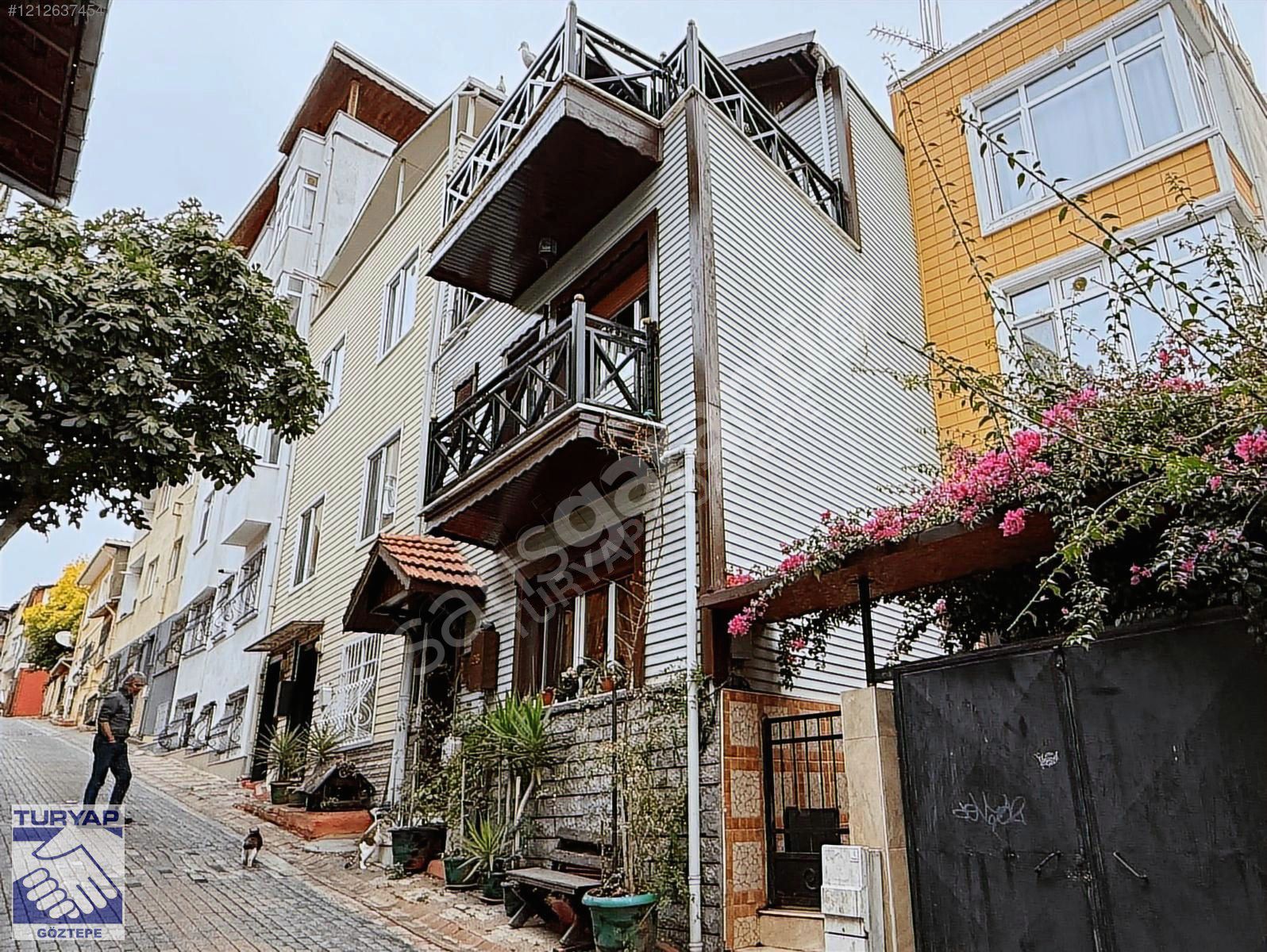 TURYAP GÖZTEPE DEN KARTAL DA EŞYALI SATILIK MÜSTAKİL EV