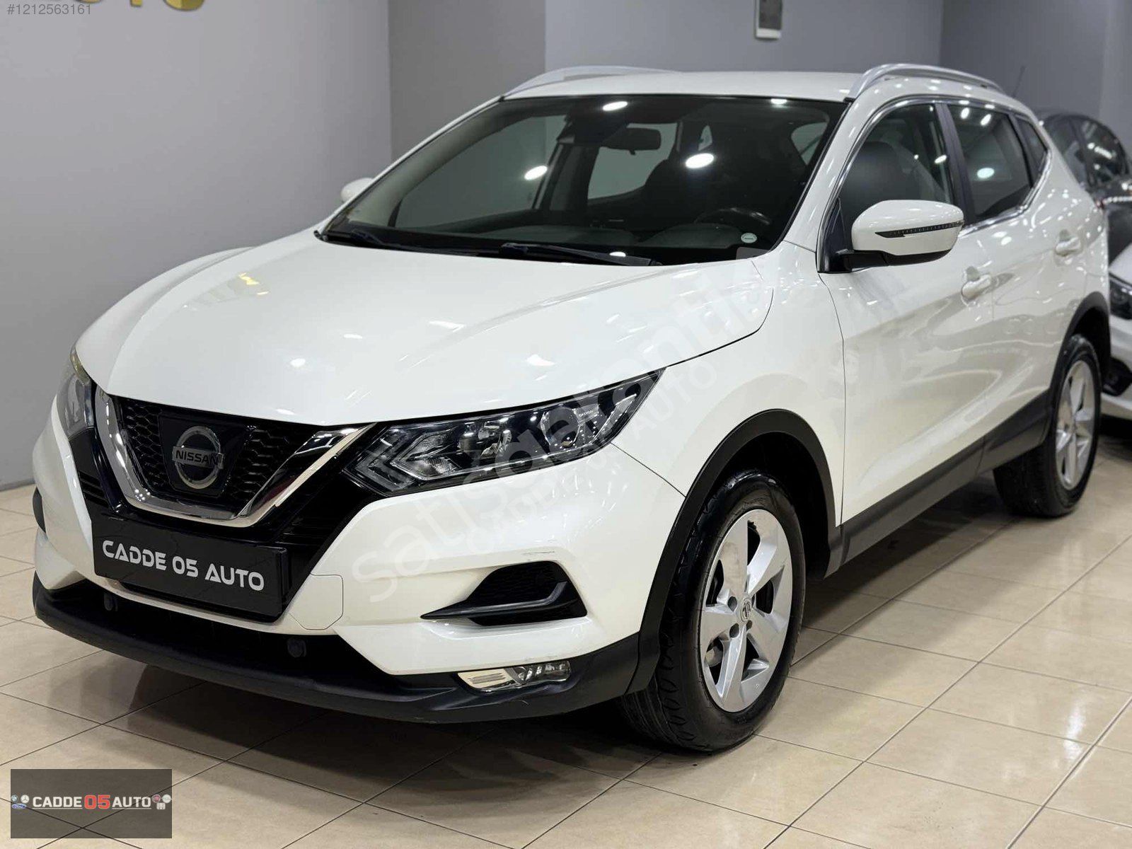 CADDE 05 AUTODAN 2017 NİSSAN QASHGAİ 1.6 DCİ TEKNA X-TRONİC