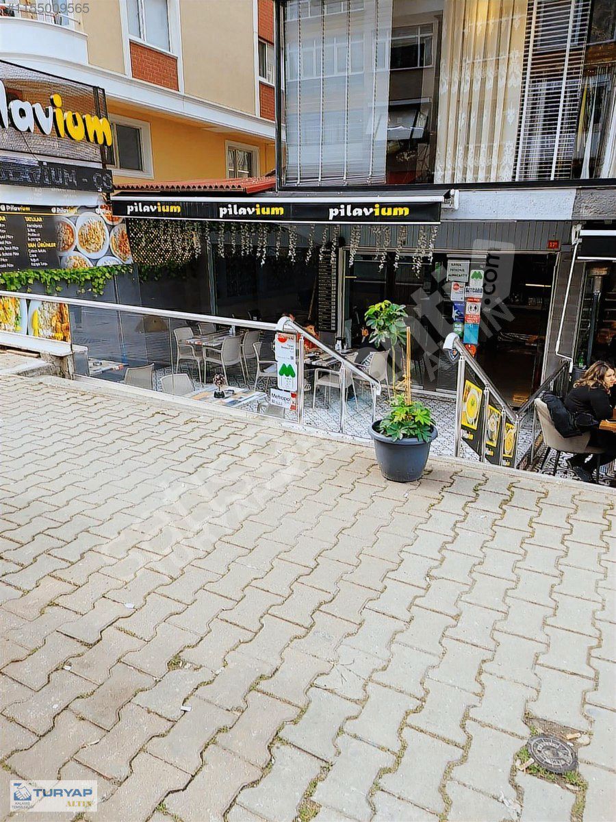 BOSTANCI MİNİBÜS CADDESİNDE SATILIK DÜKKAN