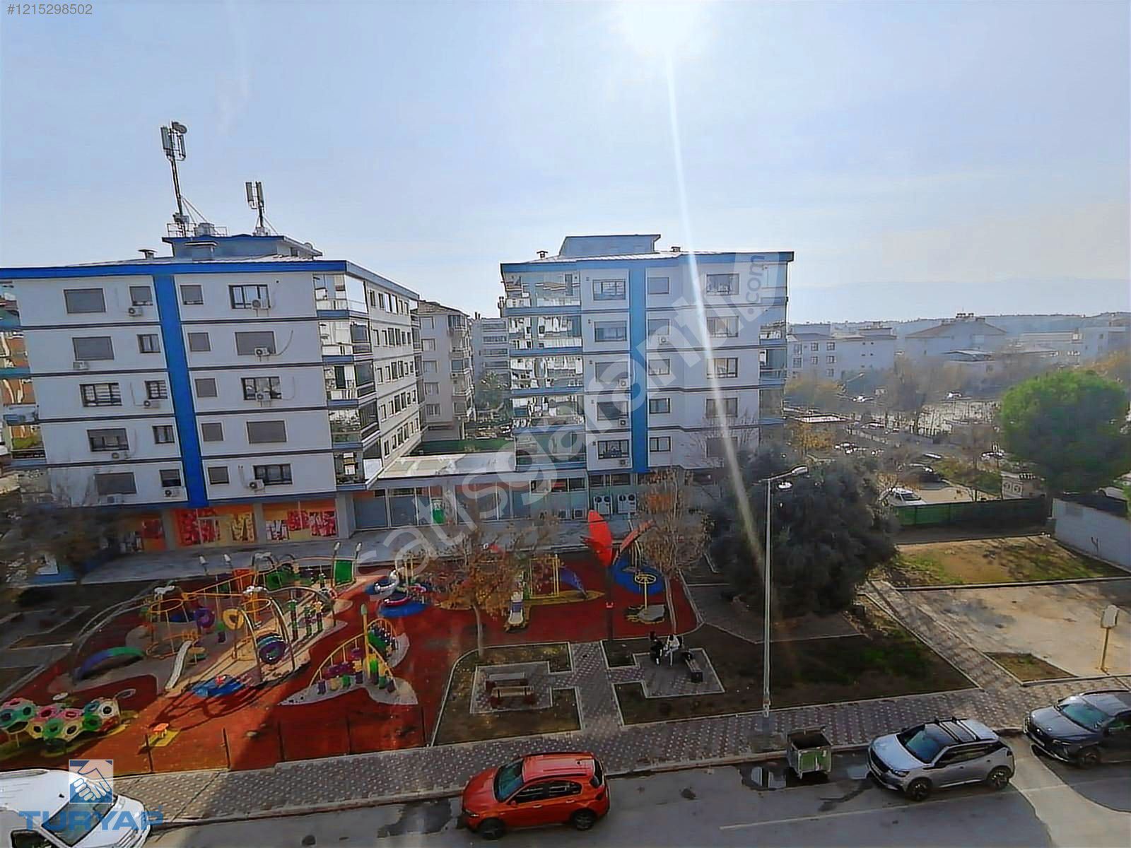 TURYAPTAN TORBALI MAHALLESİNDE 3+1 LÜKS ARAKAT DAİRE - FIRSATI