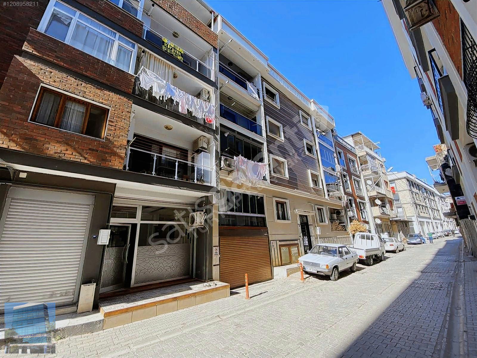 Karşıyaka Anadolu Caddesi Yakını Geniş 2+1 Kiralık Daire