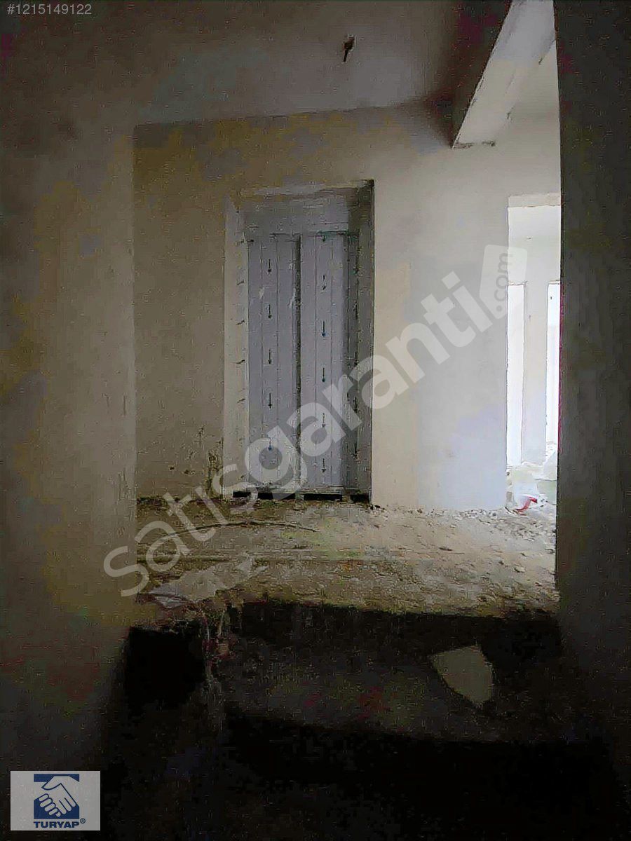 TURYAPTA OSMANGAZİ MAH SATILIK 3+1 ARA DAİRE