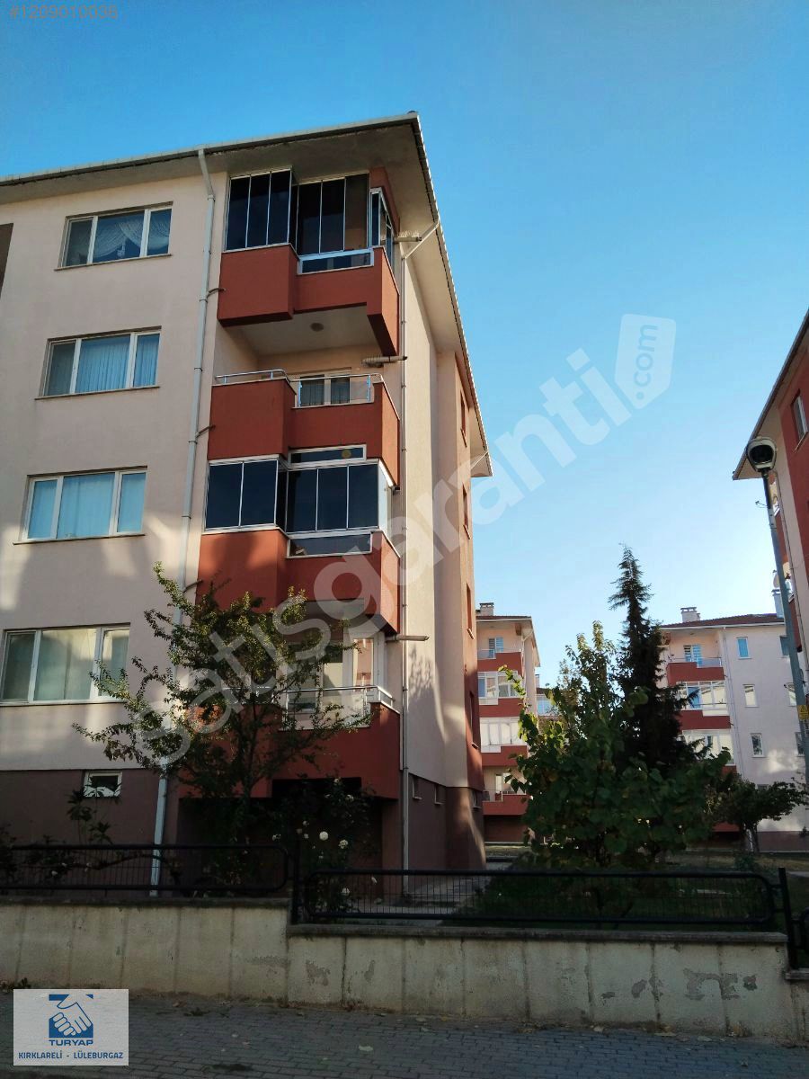 TURYAP'TAN İSTİKLAL MAH, SATILIK 3+1 DAİRE 140 M2