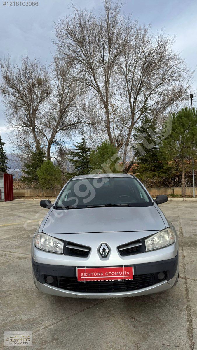 2009 RENAULT MEGANE 1,6 16V SAFKAN BENZİN KREDİ KARTINA 12 TAKST