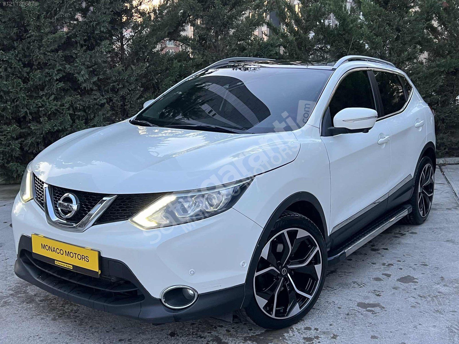 2014 QASQHAİ 1.6 DCİ PLATİNUM PREMİUM PACK 170.000 KM