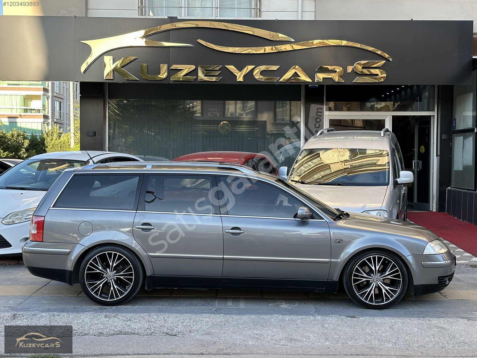 KUZEY CAR'S 2001 PASSAT 2.5 TDİ STATİON WAGON HATASIZ BOYASIZ