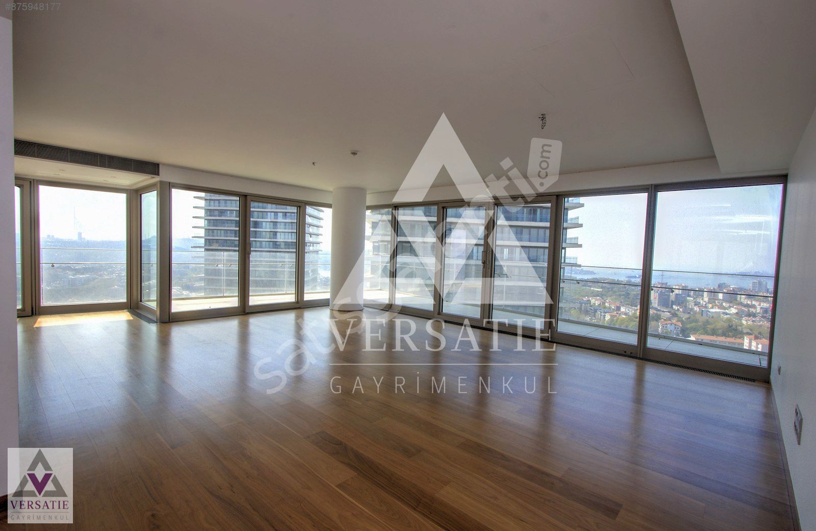 Zorlu Center Rezidans ta Satılık 4+1 Teraslı Daire