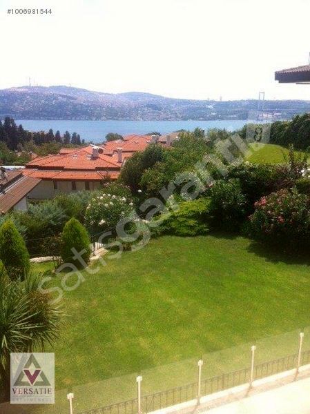 ULUS SİTEDE LÜKS SATILIK VILLA