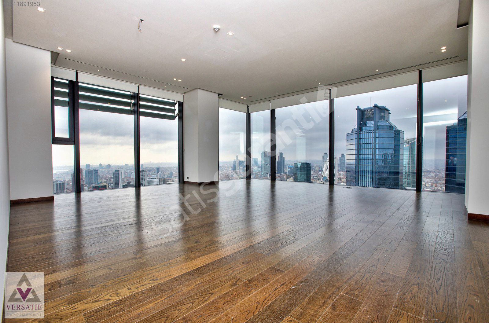 ÇİFTÇİ TOWER 2.KULE'DE KİRALIK BOĞAZ MANZARALI 5+1