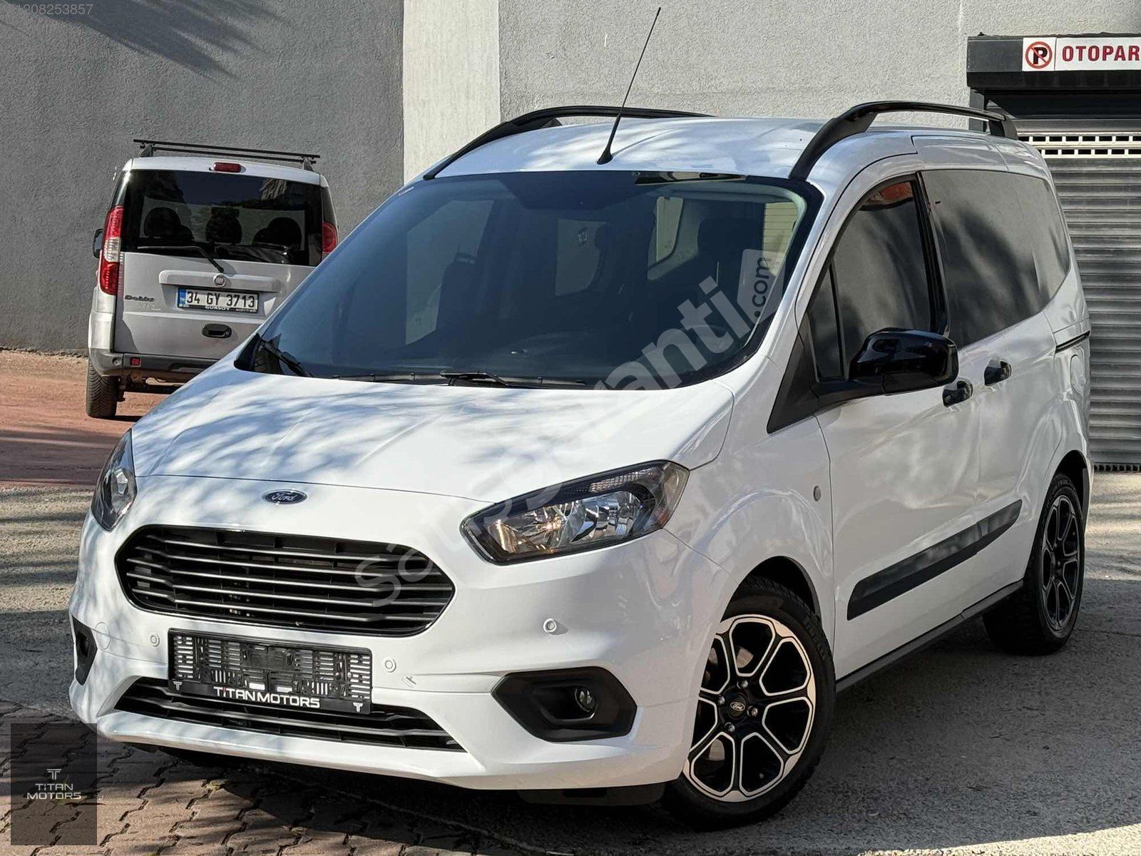 TİTAN MOTORS 2023 FORD COURIER TIT.PLUS OTOMOBİL RUHSATLI 28 BİN