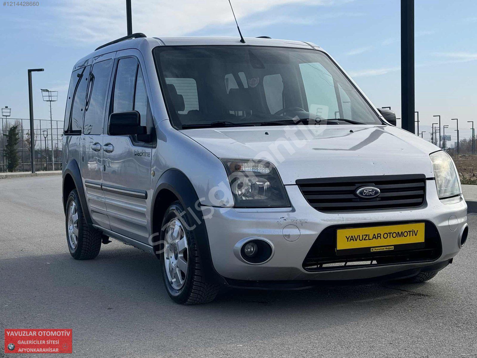 YAVUZLAR OTO DAN ÇİFT SÜRGÜ2013 MODEL FORD CONNECT 90 DEĞİŞENSİZ