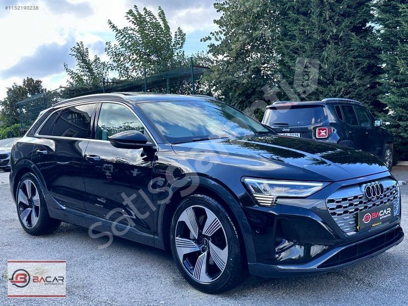 BACAR'DAN 2023 AUDİ Q8 e-TRON 55 QUATTRO HATASIZ