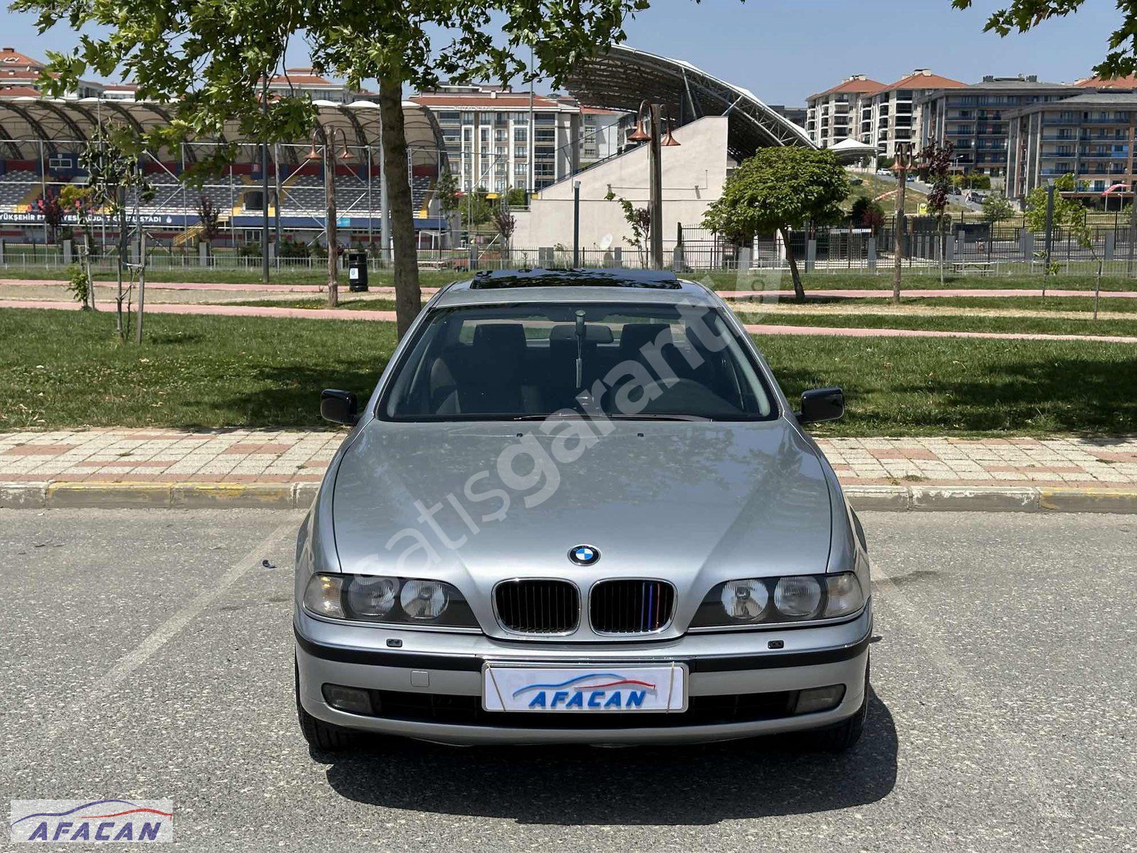 BMW 5.25 Dizel Otomatik Sıfır Muayene