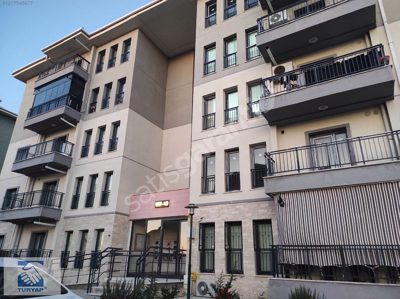 Kemalpaşa Çambel Toki Konutların'da Kiralık 88m2 2+1 Daire