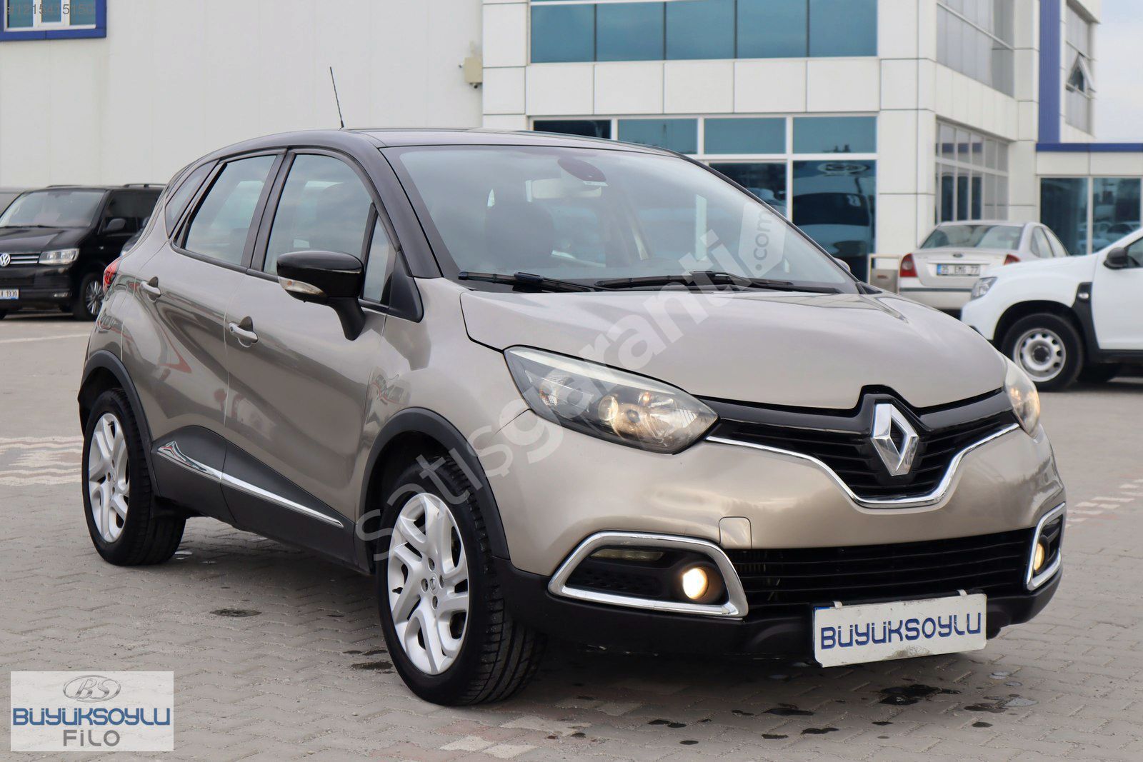 BÜYÜKSOYLU FİLO/2015 MODEL RENAULT CAPTUR 1.2 TCE İCON