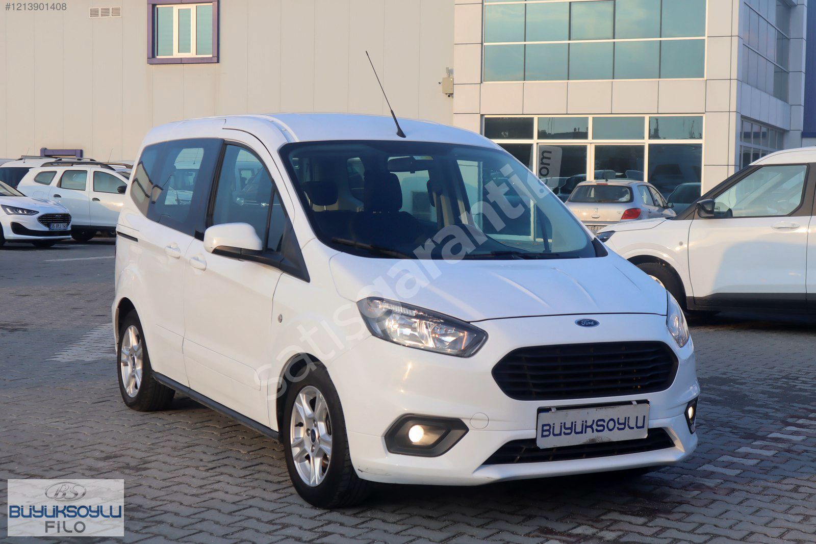 BÜYÜKSOYLU FİLO/2022 FORD TOURNEO COURİER 1.5 TDCİ DELUXE