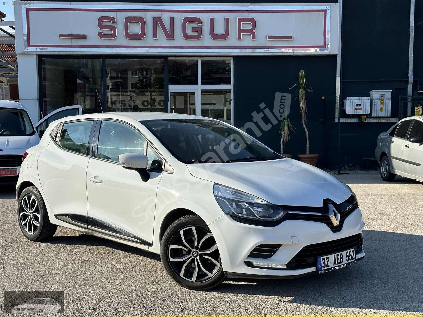 OTOMATİK VİTES 2019 CLİO 1.5 DCİ TOUCH EDC HATASIZ