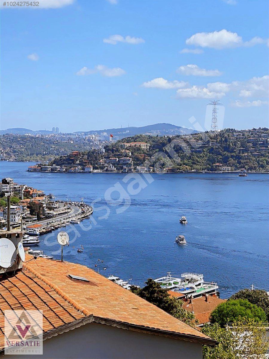 FIRSAT! KURUÇEŞME'DE BOĞAZ MANZARALI OTOPARKLI 3 KATLI BİNA